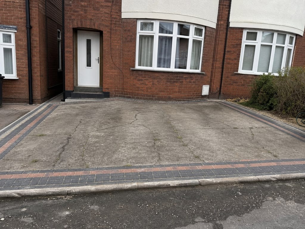 Block Paving in Solihull before the work