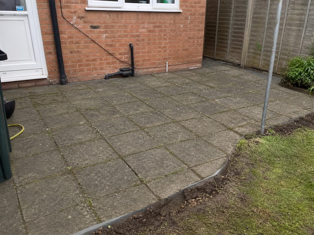 Patios and Paths in Solihull before the work